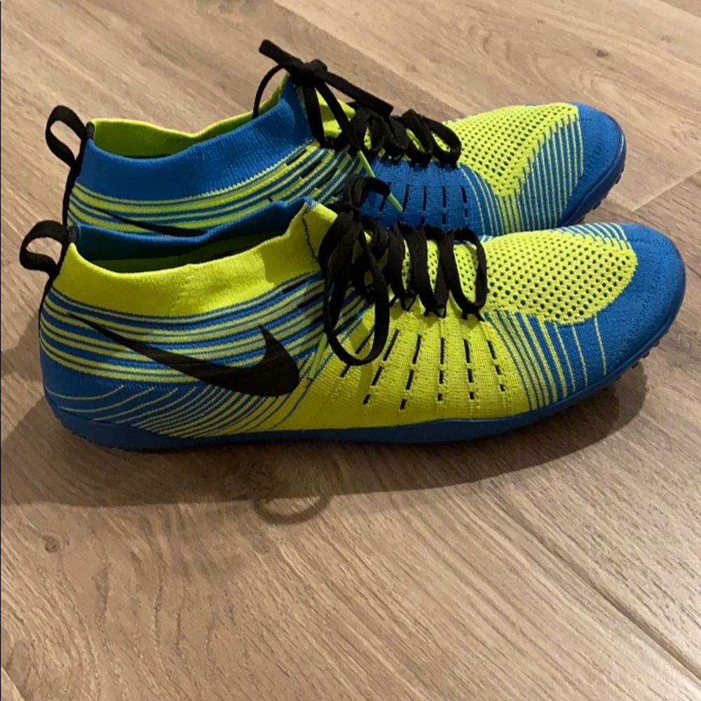 2014 NIKE Free Hyperfeel TR Flyknit Shoes Like New